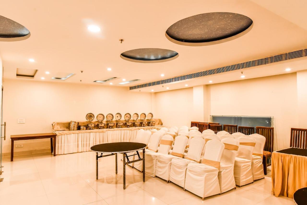 Fabhotel Prime The New Heaven New Delhi Exteriör bild