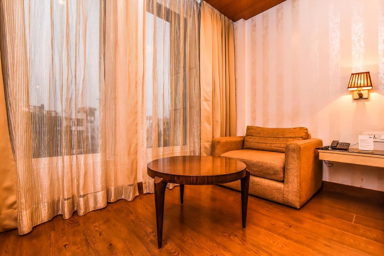 Fabhotel Prime The New Heaven New Delhi Exteriör bild